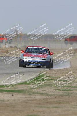 media/Oct-25-2025-CalClub SCCA (Sat) [[34c778dfbe]]/Group 4/Qualifying/